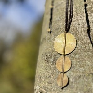 Messingkette lang – Ethno Design 3-fache Kreise