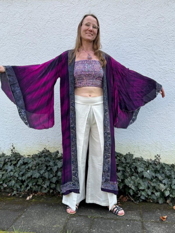 Luxuriöser Seidenkimono – edle Farbtöne – Bild 4
