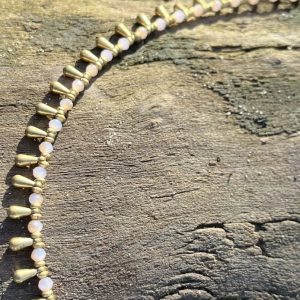 Edle Kristall-Messing-Halskette kurz Tropfendesign